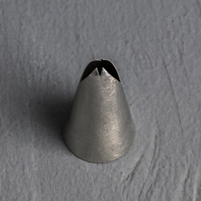 Насадка кондитерская «Лепесток», d=2,3 см, вых. 1,4 см